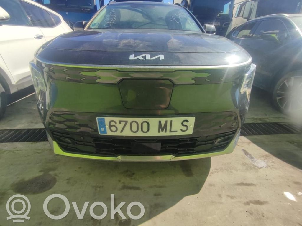 Niro Niro  SINREFVISIBLE
