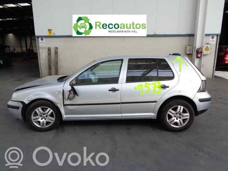Golf SportWagen Golf  21143NE2942BG