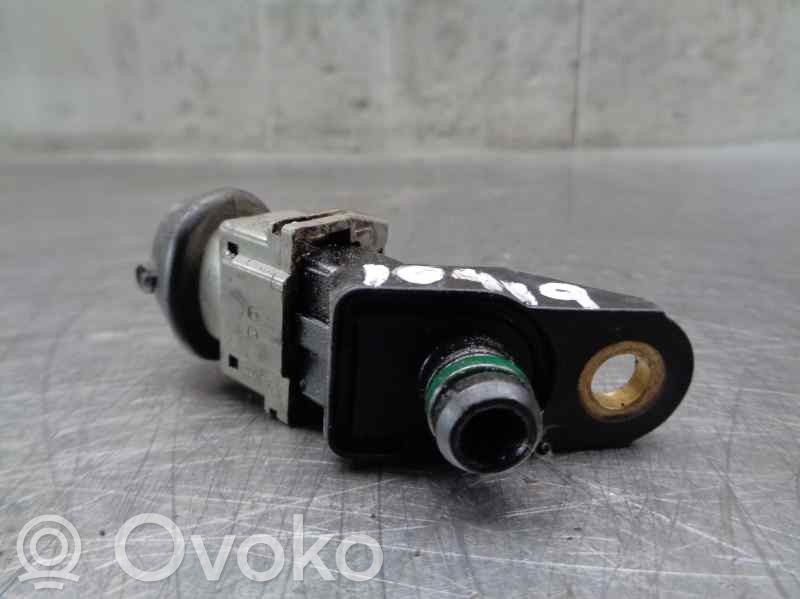 Focus Focus  XS4Q6K682DC