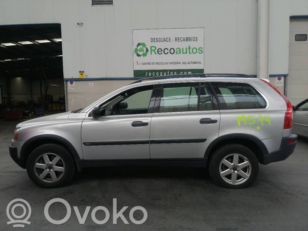 XC90 XC90  8670276
