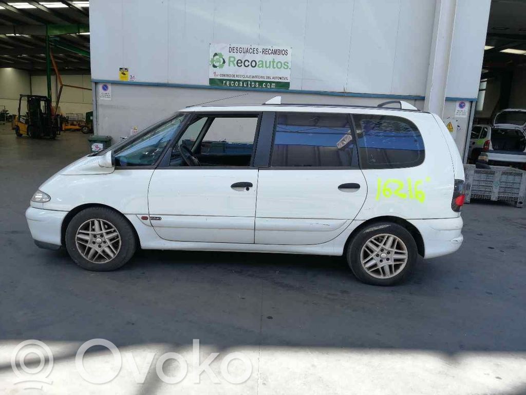 Espace III Espace  6025314081