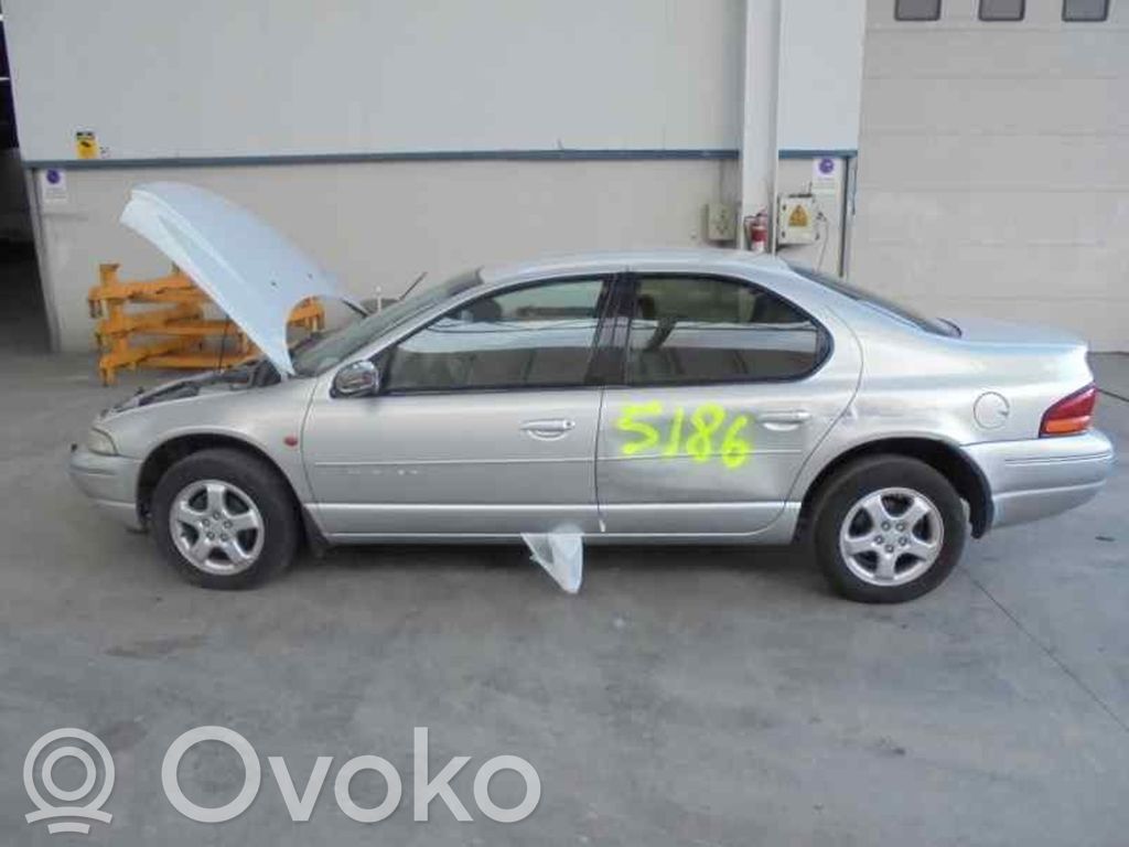 Stratus Stratus  04606950AB