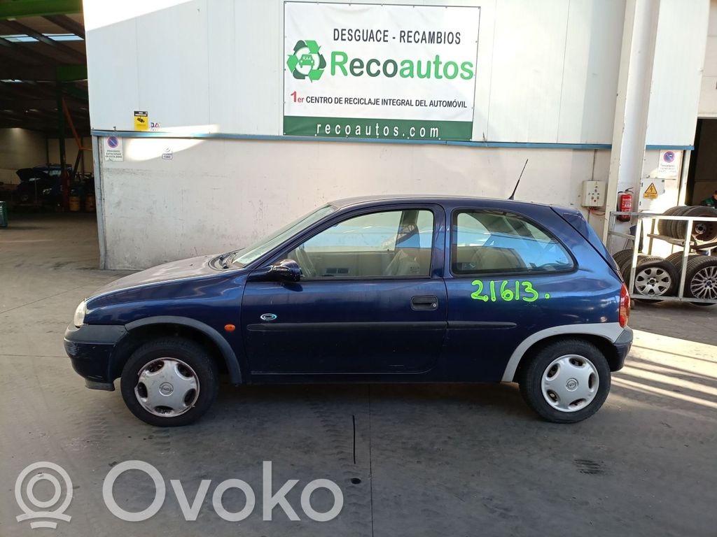 Corsa B Corsa  418117