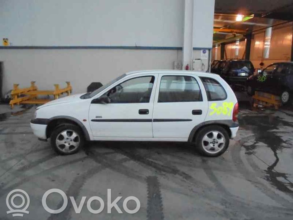 Corsa B Corsa  124698