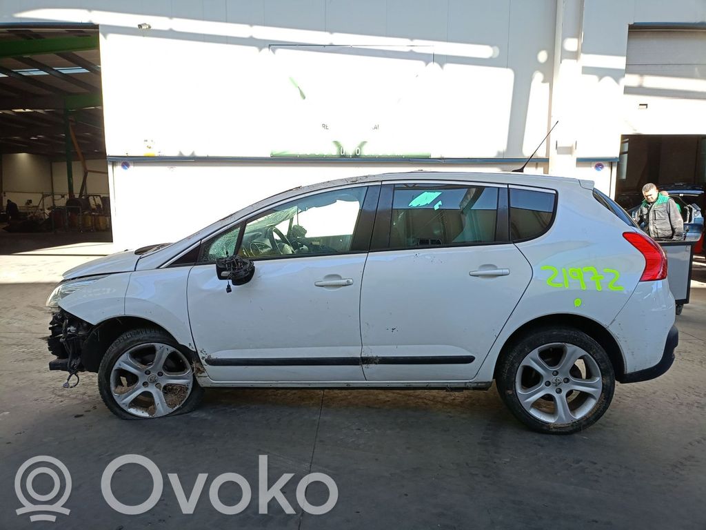 3008 I 3008  4001P5