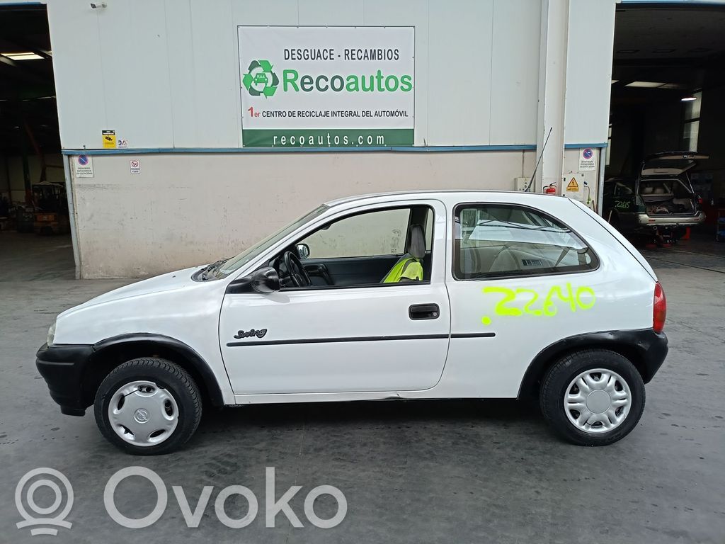 Corsa B Corsa  542244