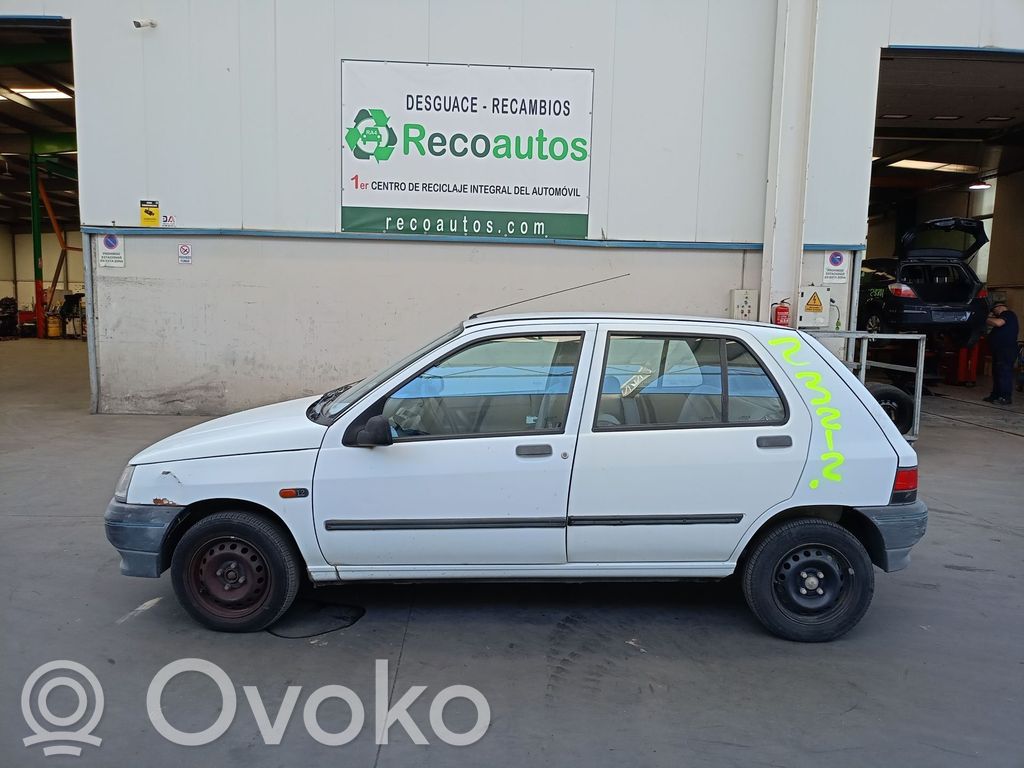 Clio I Clio  E7FD704