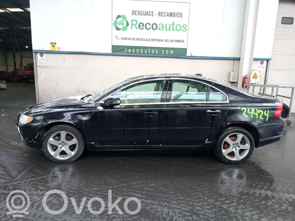 S80 S80  D5244T10
