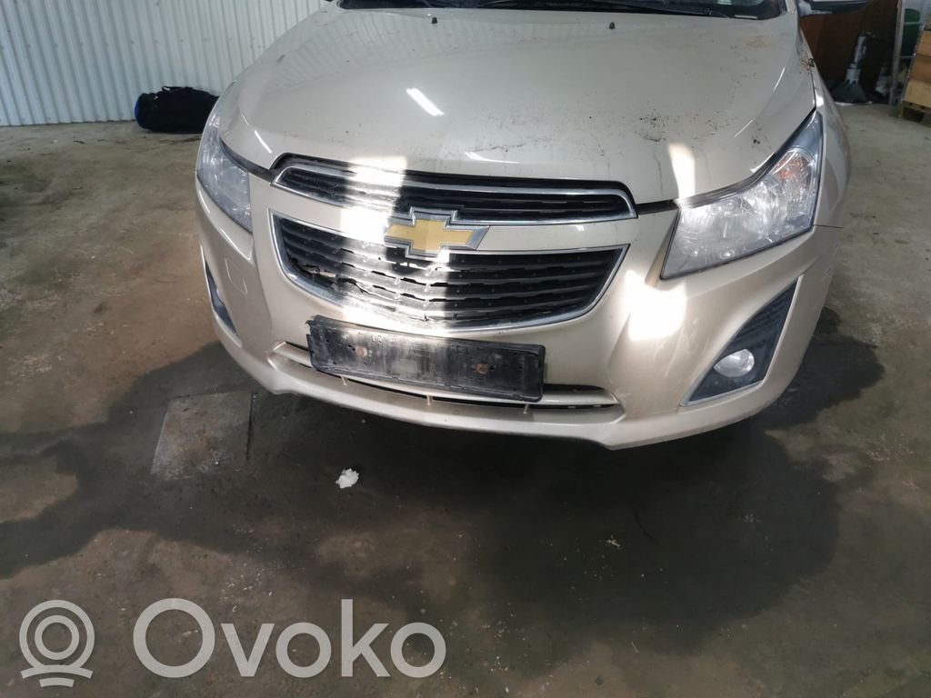 Cruze Cruze  V06202