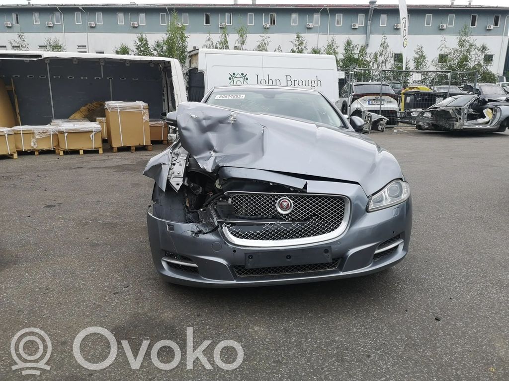 XJ X351 XJ  9X209D375AA