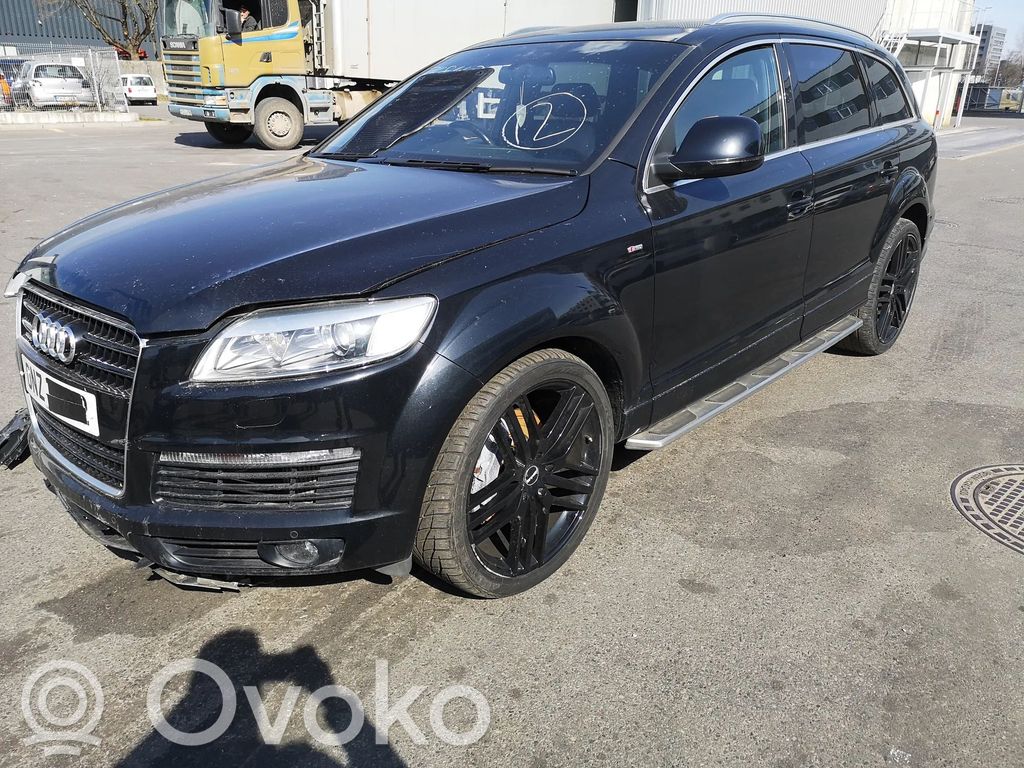 Q7 4L Q7