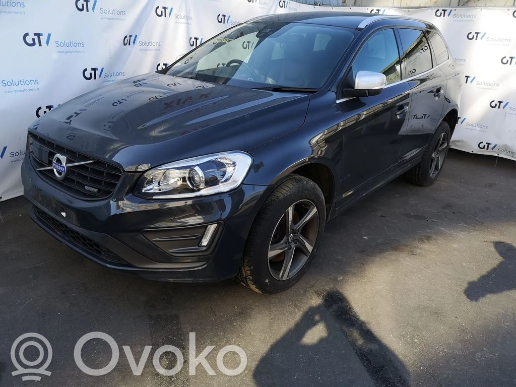 XC60 XC60  8G9N6F012BB