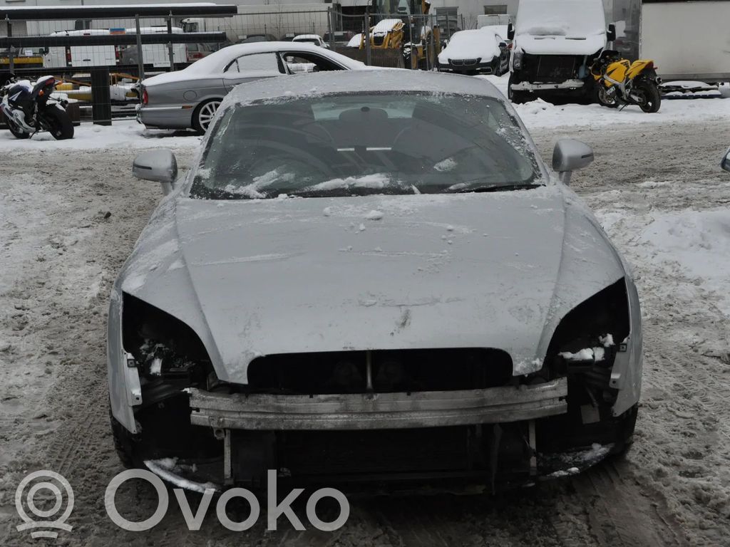 TT TTS Mk2 TT, TTS  8J0711049F