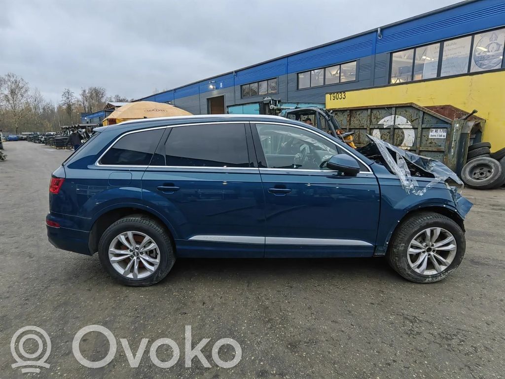 Q7 4M Q7  4M1868018