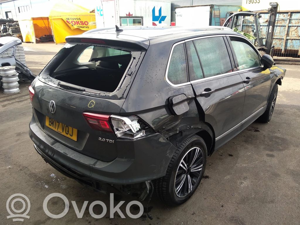 Tiguan Tiguan  5NA853371A