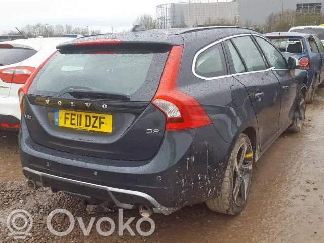 V60 V60, V60 Cross Country  110126A