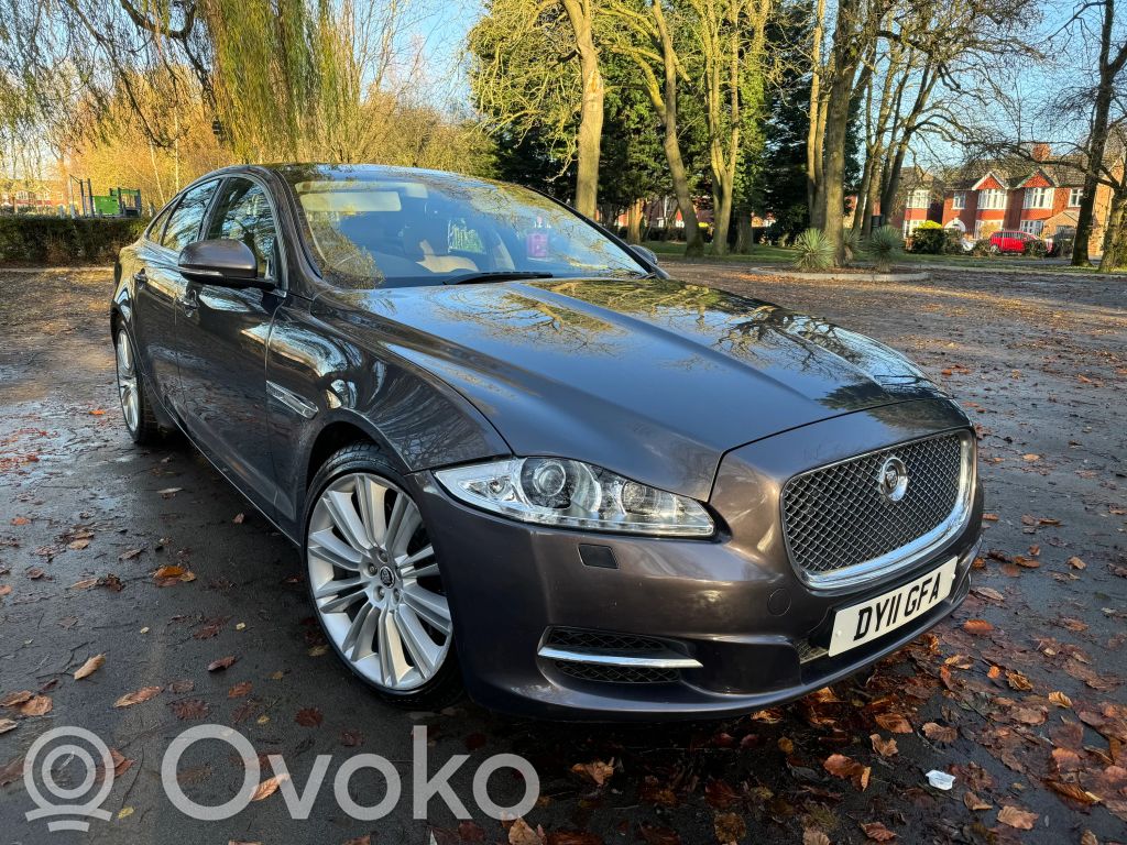 XJ X351 XJ  AW9314B673AF