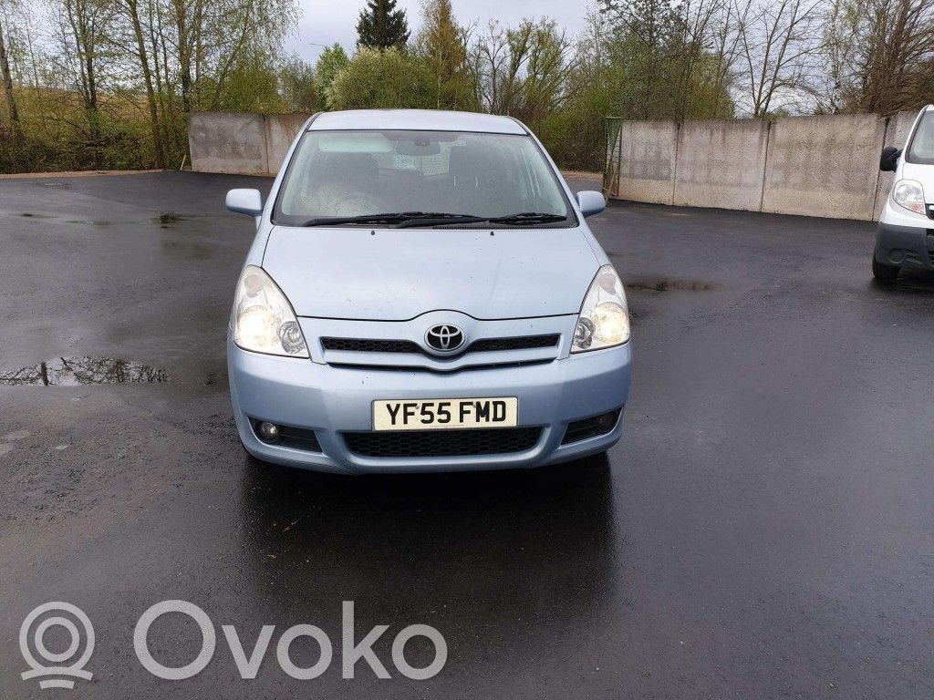 Corolla Verso AR10 Corolla Verso  8126033030