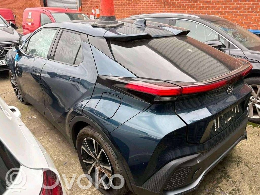 C-HR II C-HR  89111F4100