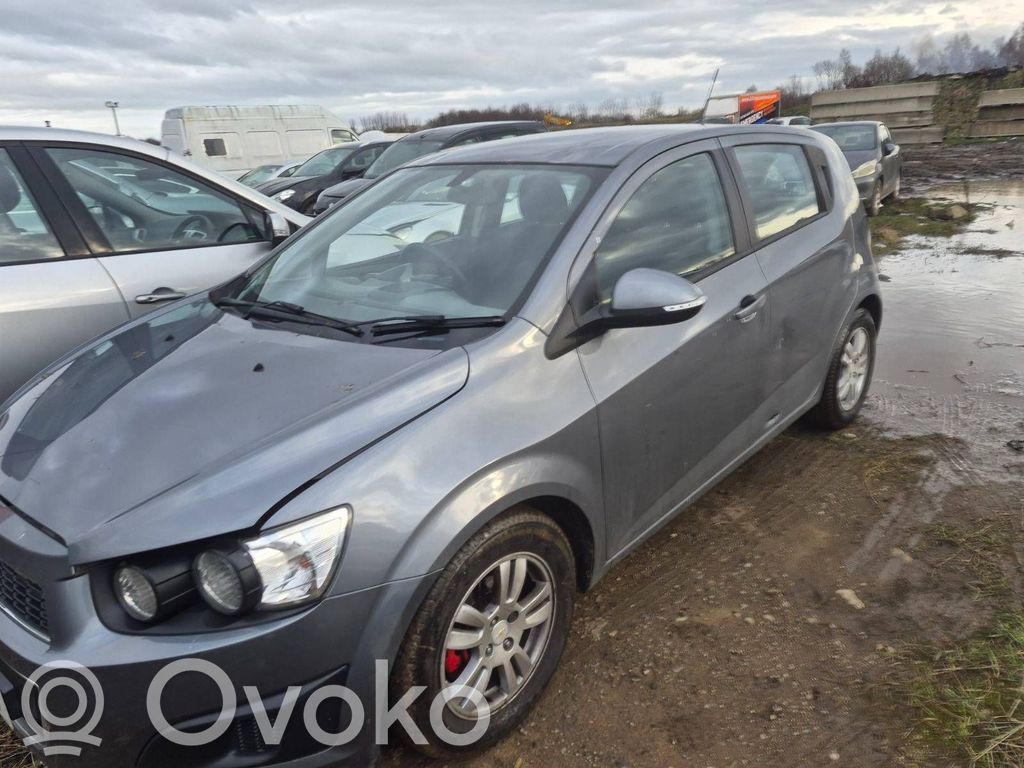 Aveo Aveo  13588289