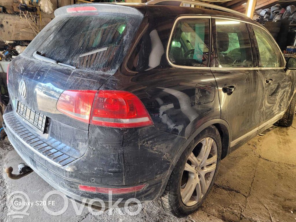 Touareg II Touareg  7P6807421