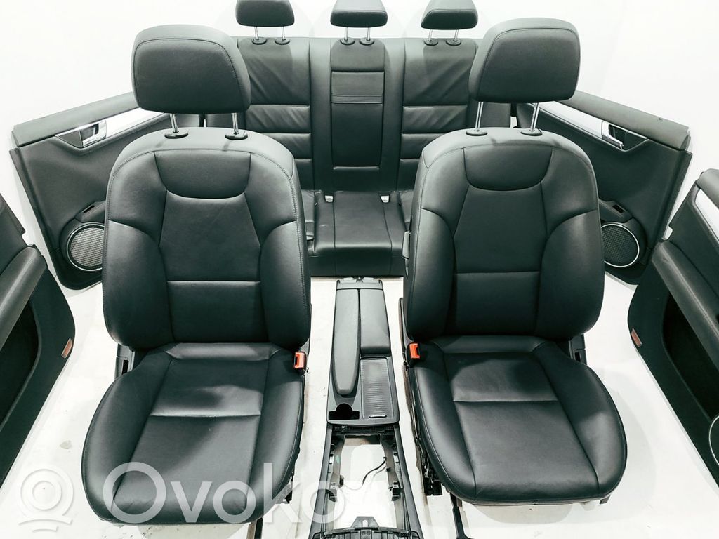 C W204 C-class, AMG (W202, W203, W204, W205, W206)