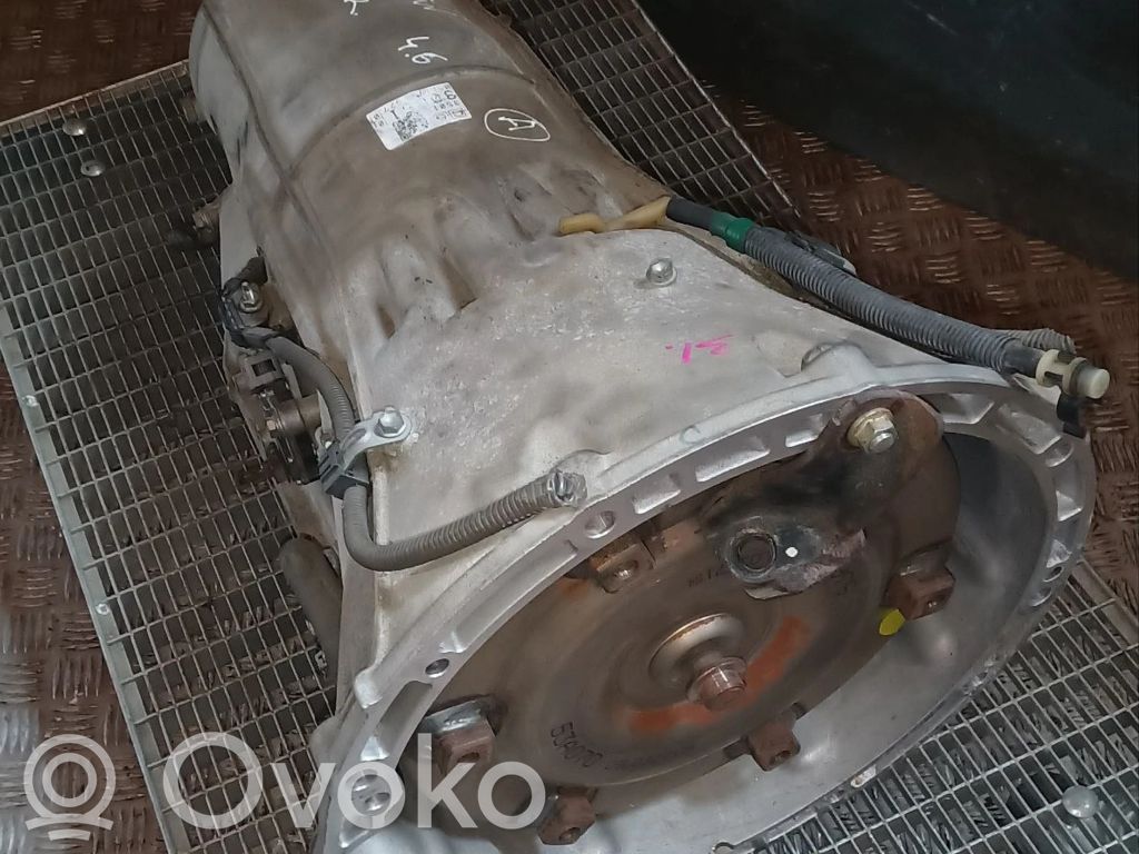 LS 460 - 600H LS  1UR