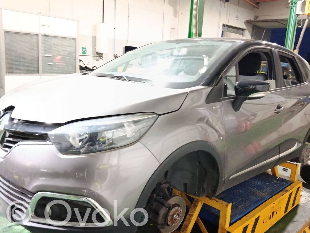 Captur Captur  703881157