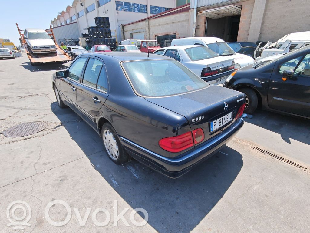 E W210 E-class, AMG (W124, W210, W211, W212, W213, C207, W238)  0245451132