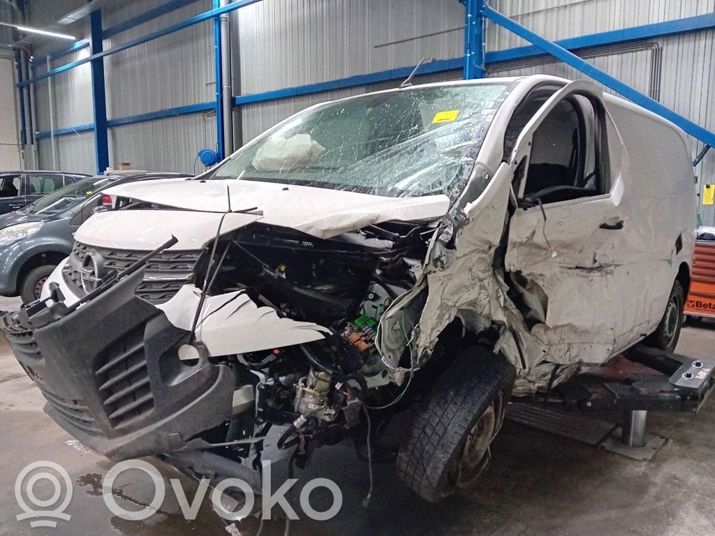 Vivaro Vivaro  9816276480