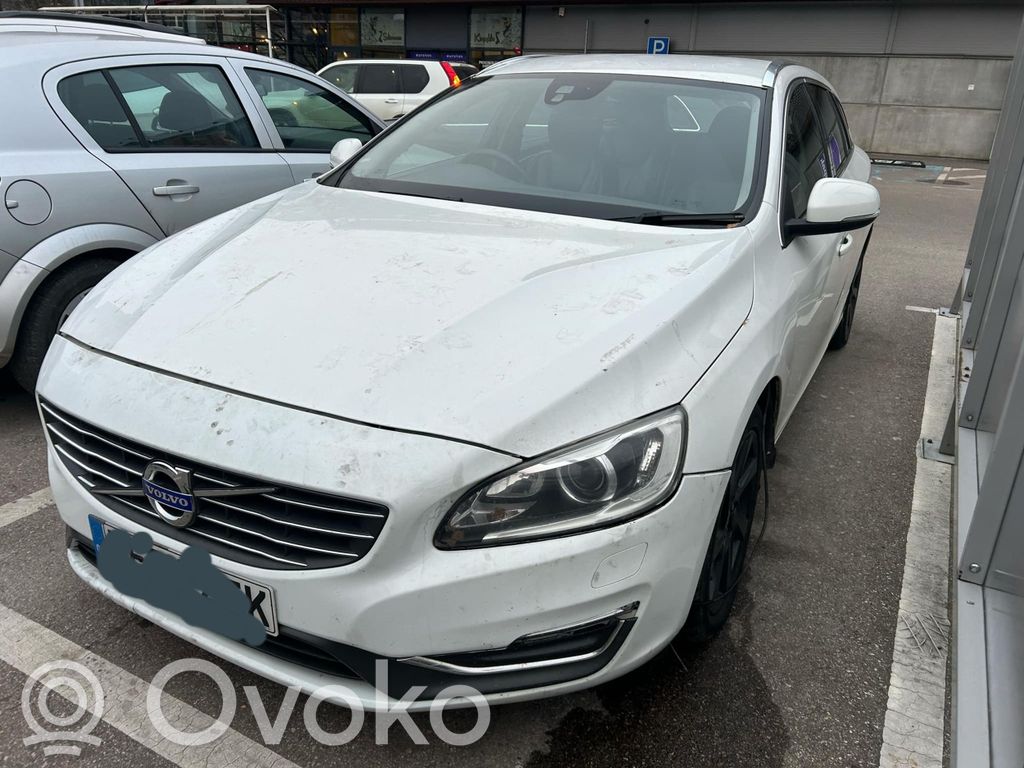 V60 V60, V60 Cross Country  31343044