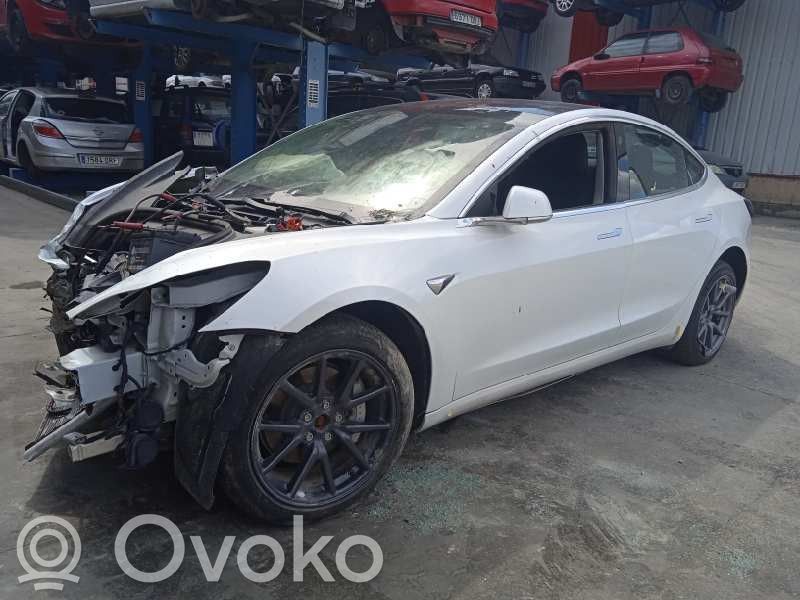 Model S Tesla Model S  108334000H