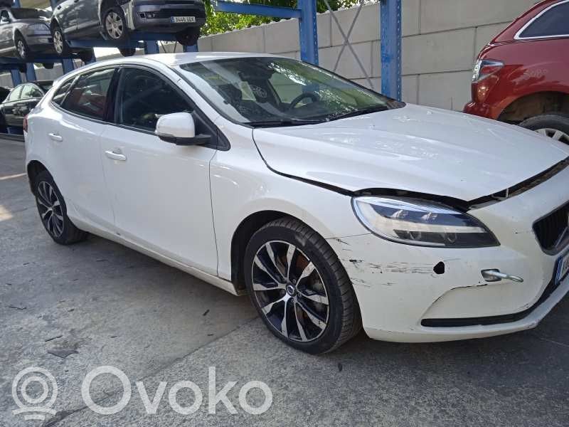 V40 S40, V40  32213773