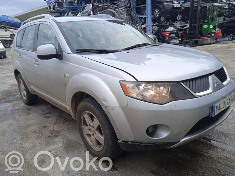 Outlander Outlander  5700A278