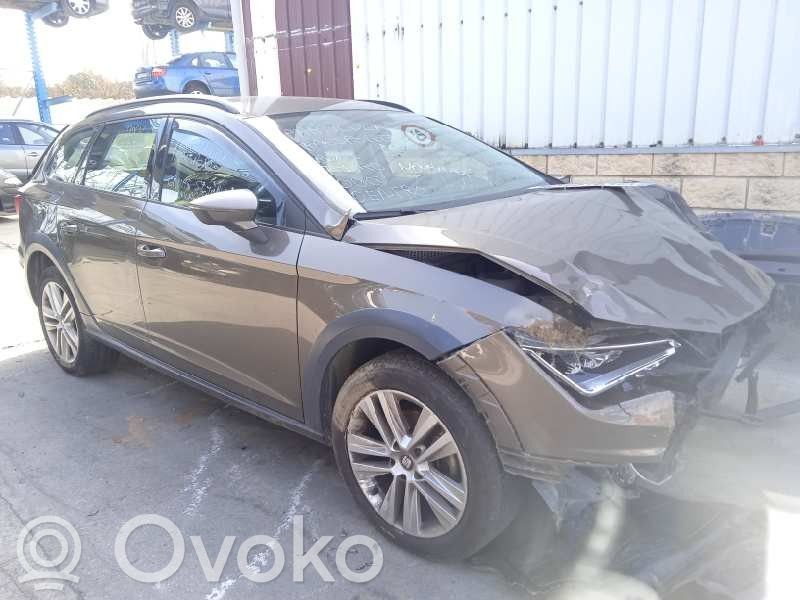 Leon (5F) Leon  02M911024S