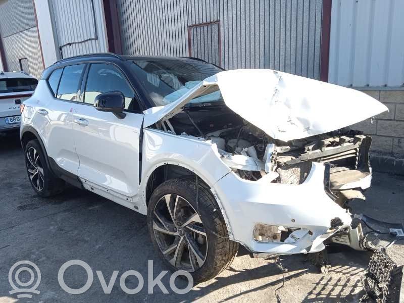 XC90 XC90  31437335