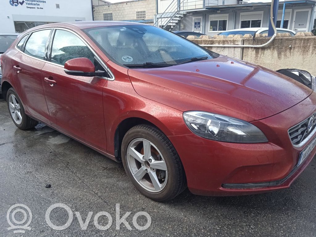 V40 S40, V40  32321018