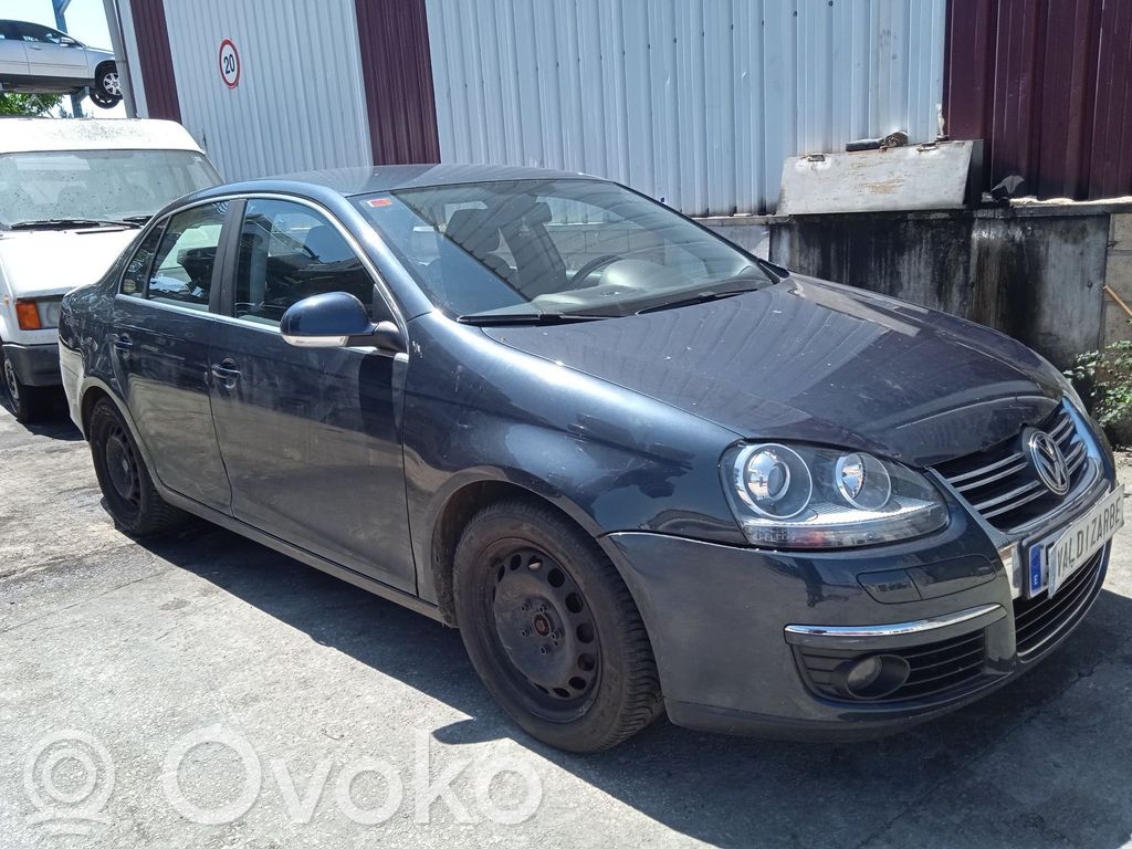 Jetta V Jetta  1K5833106E