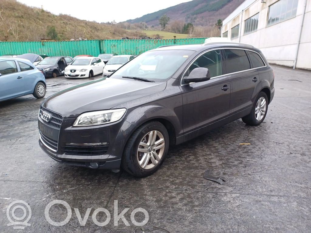 Q7 4L Q7