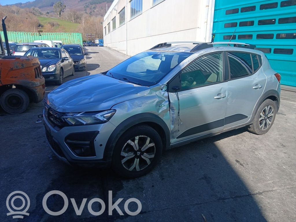 Sandero III Sandero, Sandero Stepway