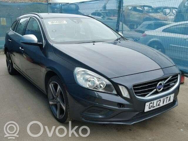 V60 V60, V60 Cross Country  31420273