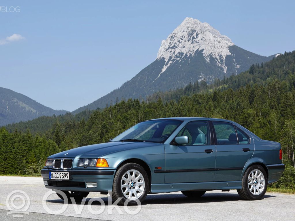 3 E36 Series 3  83671319