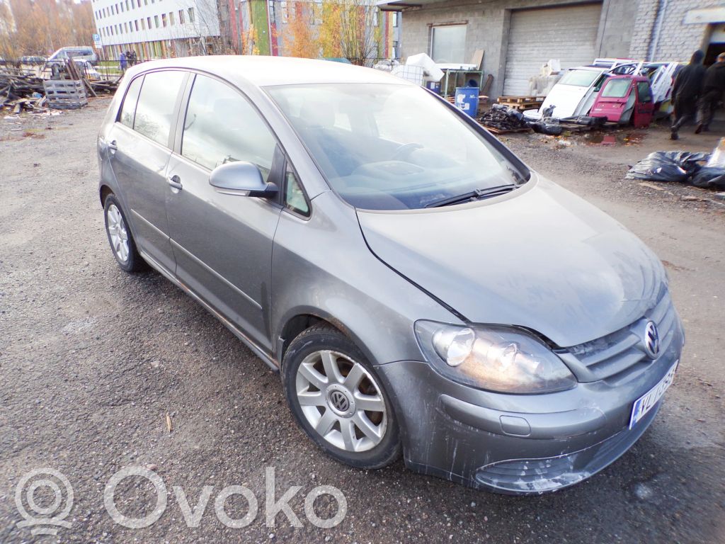 Golf Plus Golf  5M0831311
