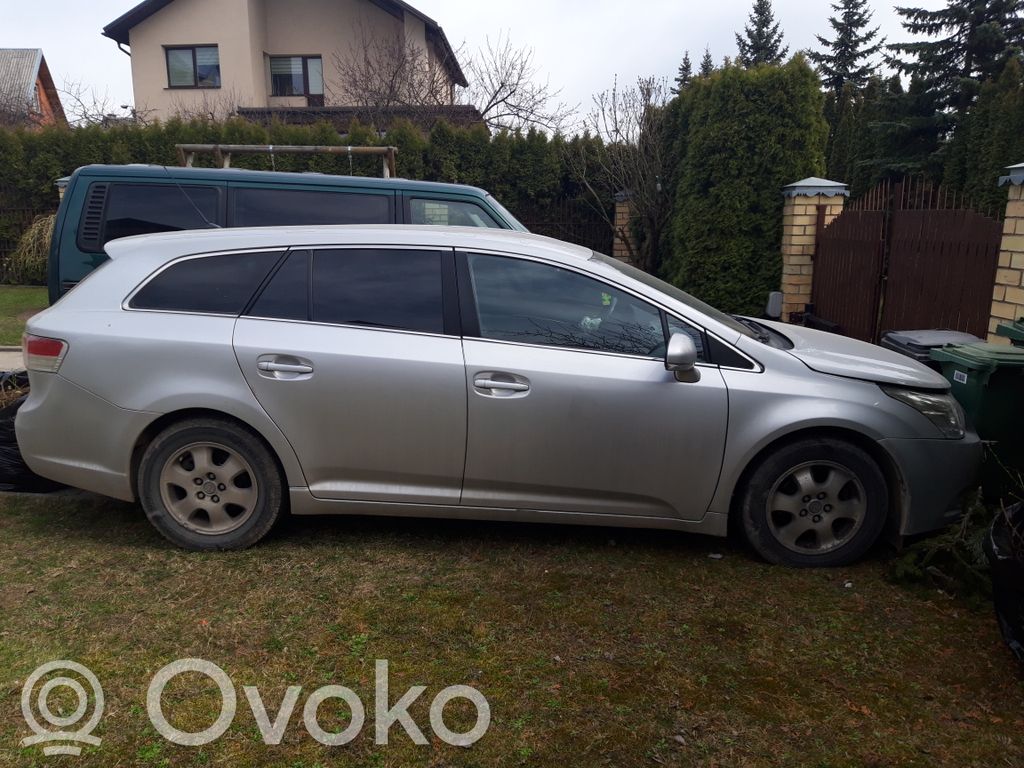 Avensis T270 Avensis  5881505040