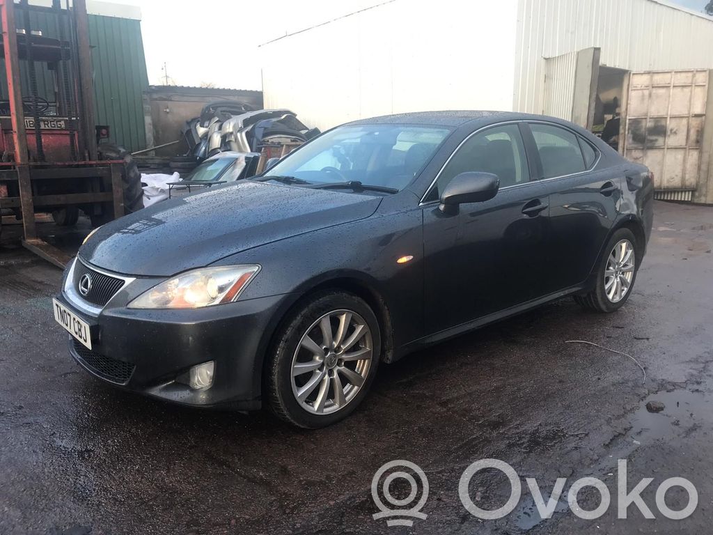 Lexus IS 220D-250-350