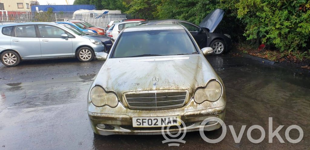 Mercedes-Benz C W203