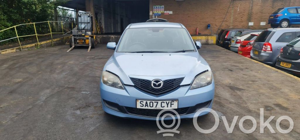Mazda 3 I
