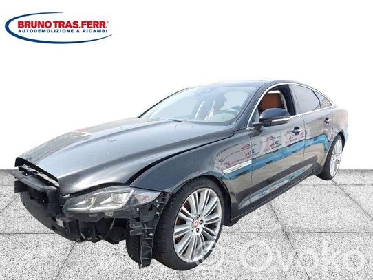 XJ X351 XJ  C2D30774