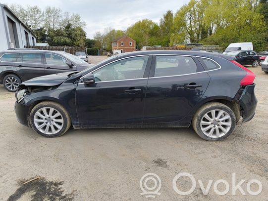V40 S40, V40  C17544101