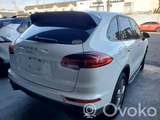 Cayenne (92A) Cayenne  7P5615404AB